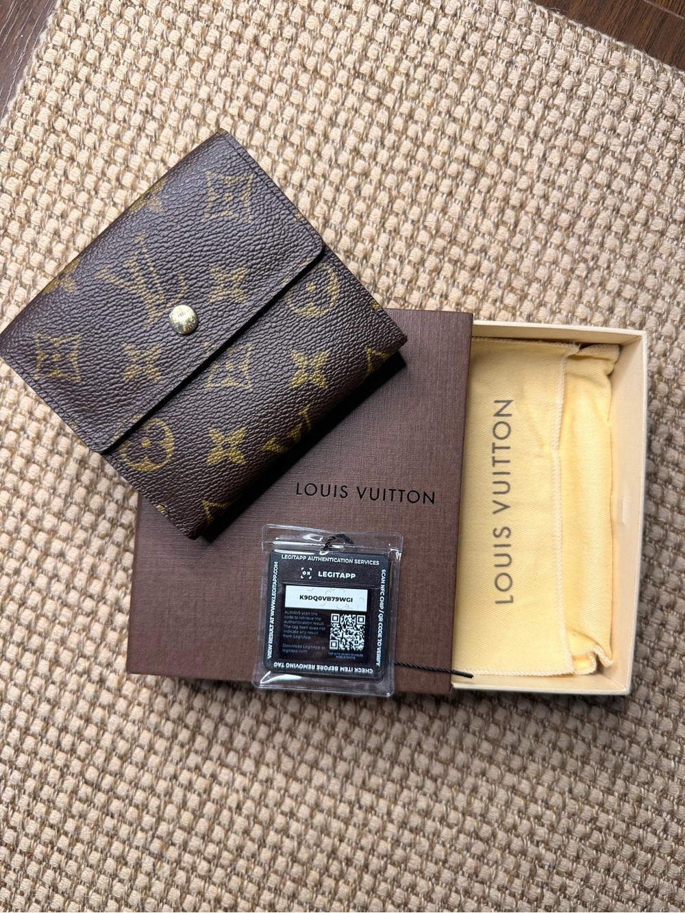 Louis Vuitton Monogram Compact trifold Wallet with snap